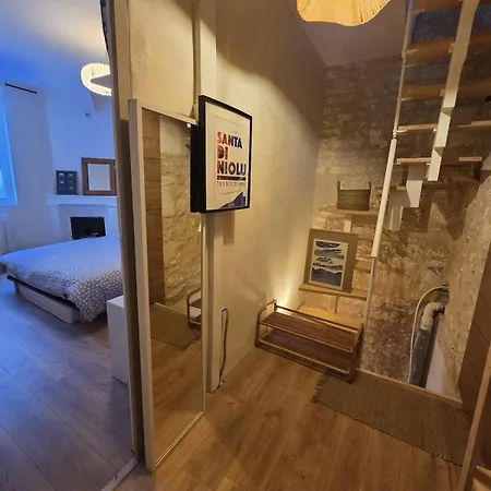 Holiday home Maison Bezine Centre Ville, Jardin, Sauna